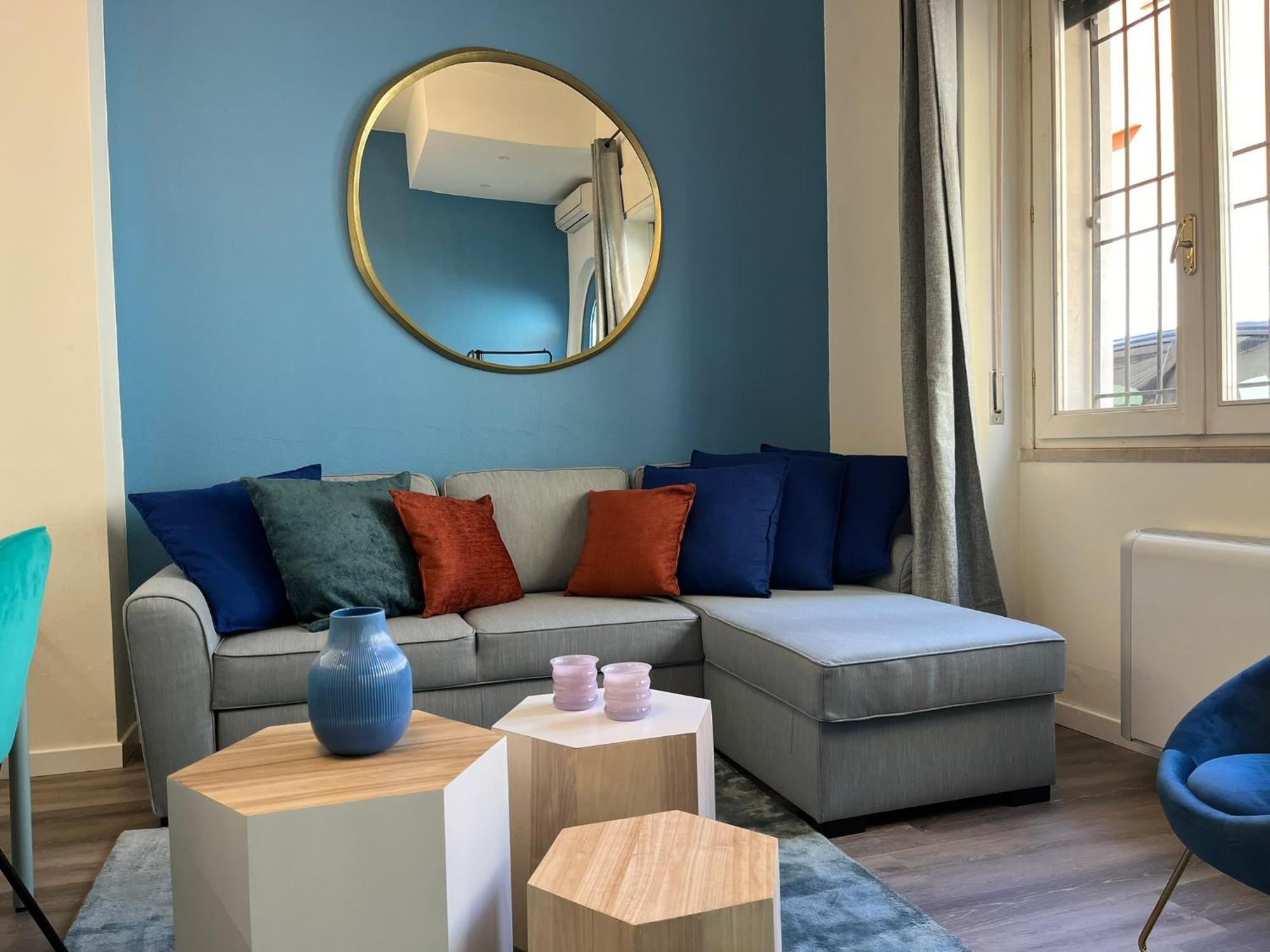 Elegante Bilocale Con Posto Auto Privato Apartment Brescia Ngoại thất bức ảnh